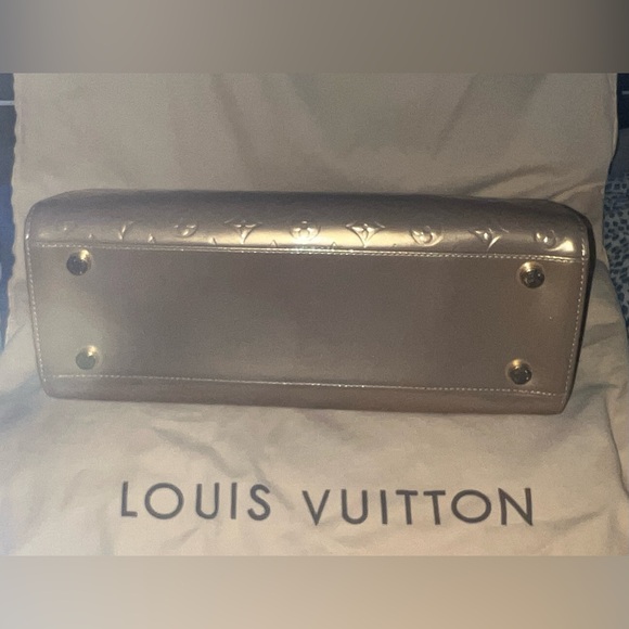 Louis Vuitton Vernis Brea GM Beige Poudre(Gold Beige) - Picture 11 of 17